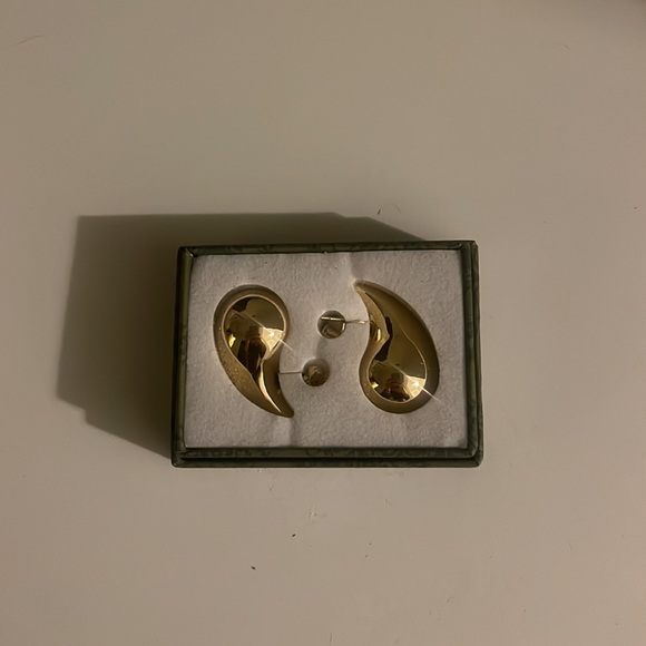 Gold earrings - Picture 2 of 2